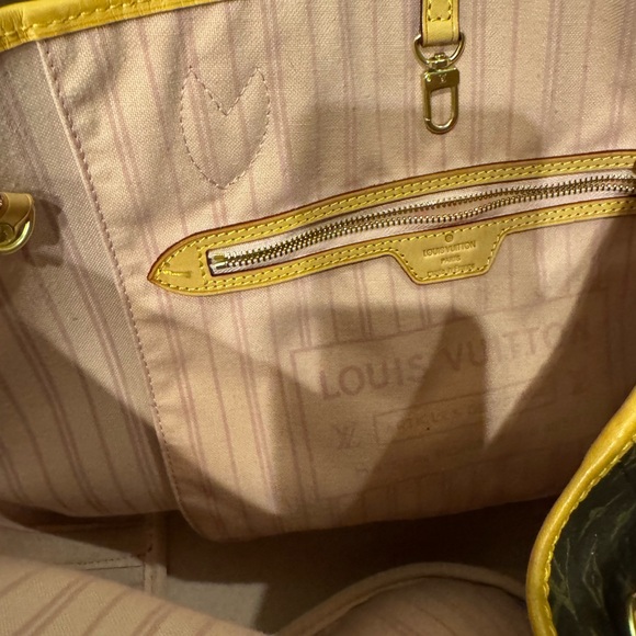 Brown Leather Women’s Luxury Tote Bag - Picture 4 of 5